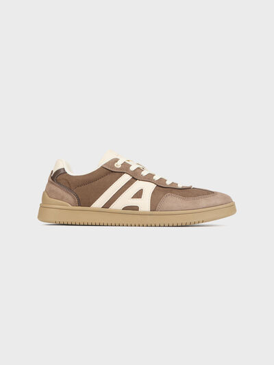 SNEAKERS STRAUSS MARR&Oacute;N