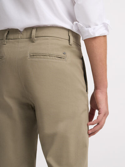 PANTALON OLIVER VERDE