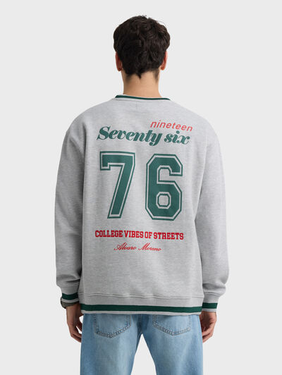 SUDADERA TRAVELING GRIS