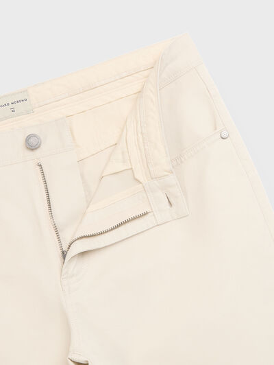 PANTALON DIAGONAL 5P CRUDO