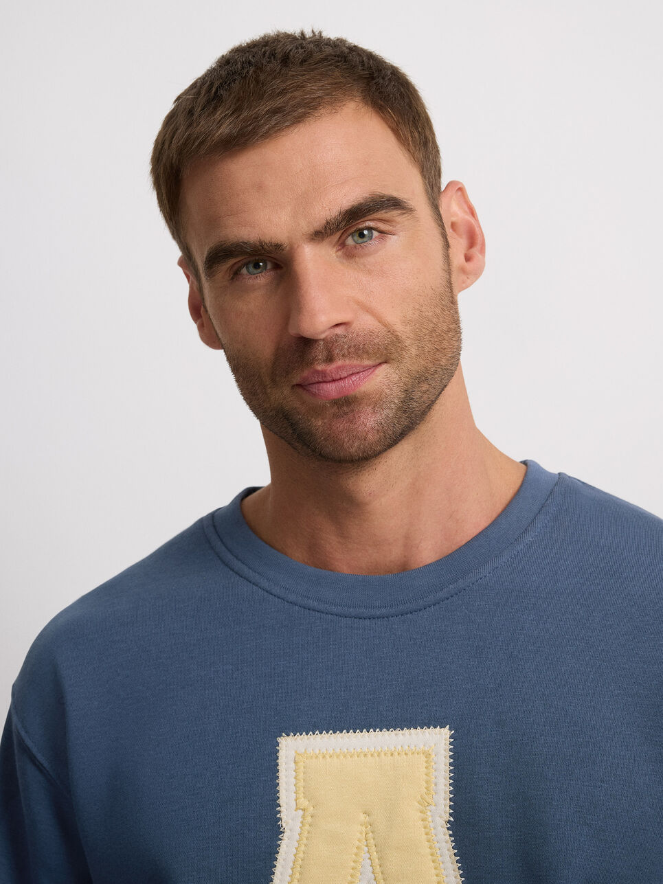 SUDADERA LOGO