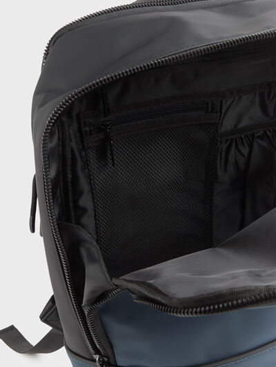MOCHILA RUBBER