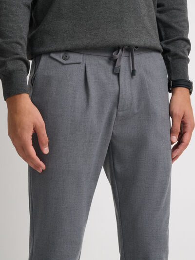 PANTALON FRANELA GRIS