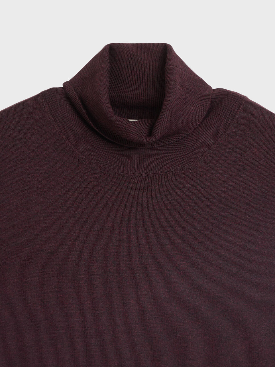 JERSEY CUELLO VUELTO