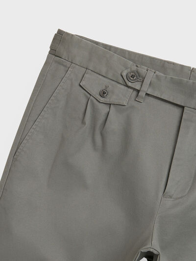 PANTALON CARROT VERDE