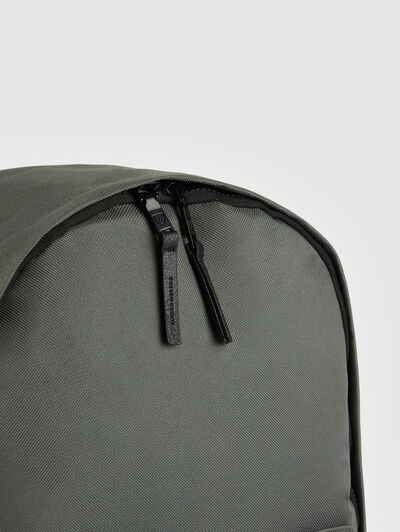 MOCHILA GUIDO