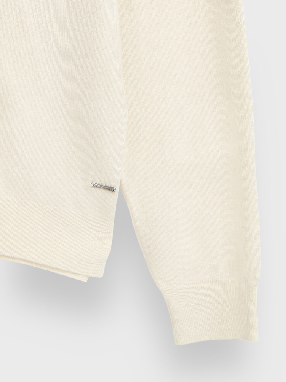JERSEY CUELLO VUELTO