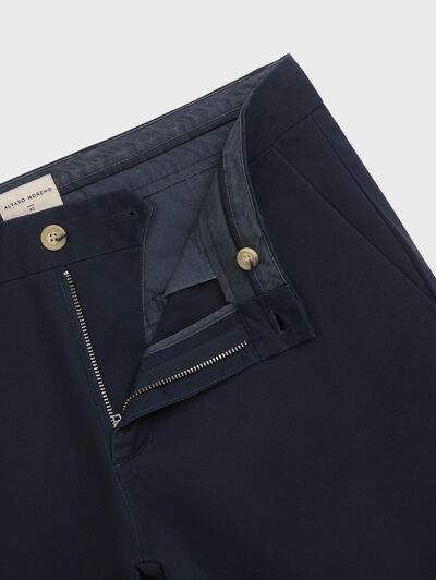 BERMUDA ESTRUCTURA AZUL MARINO