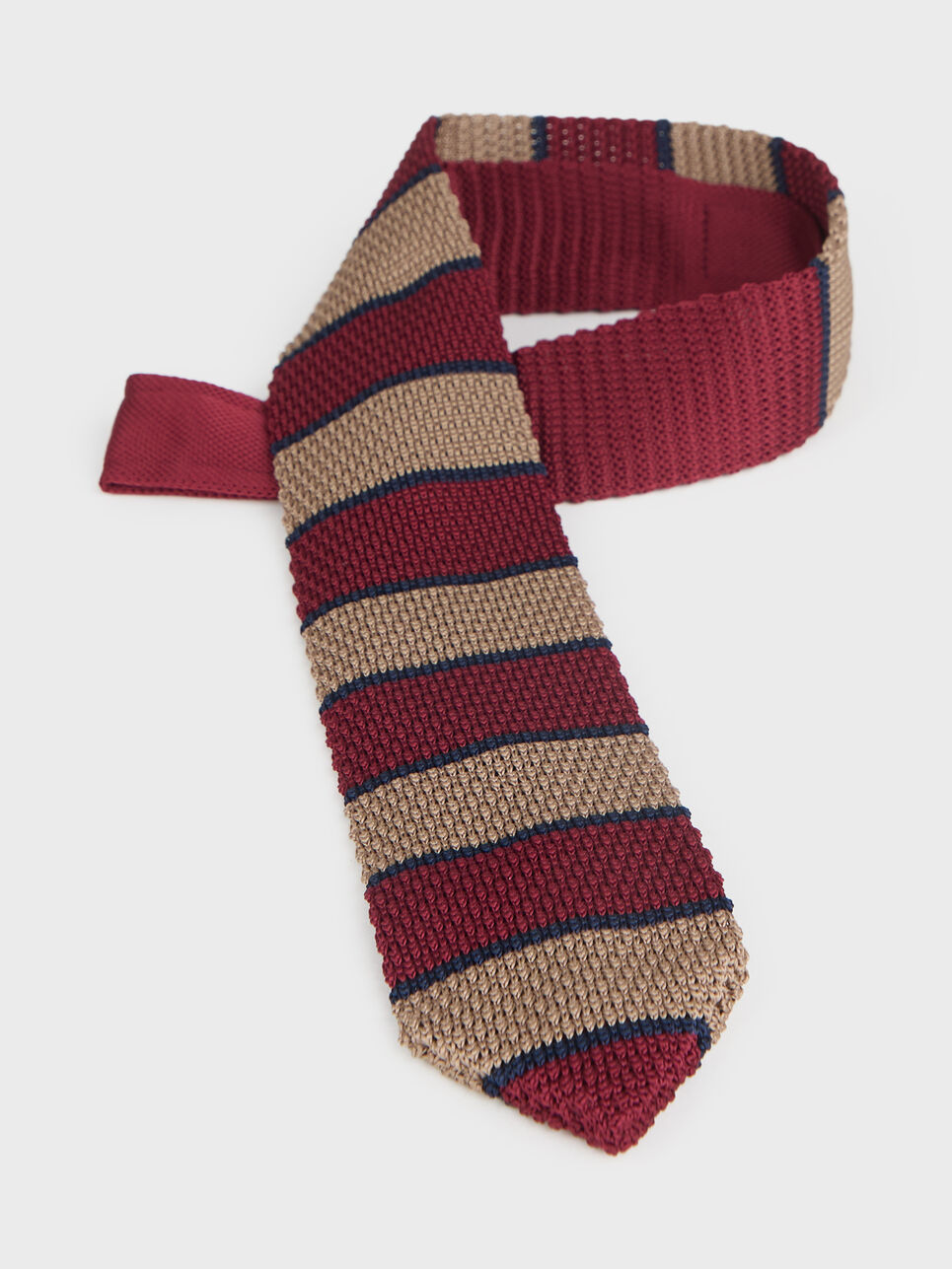 CORBATA PUNTO