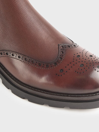 BOTIN PICADO PIEL MARRÓN