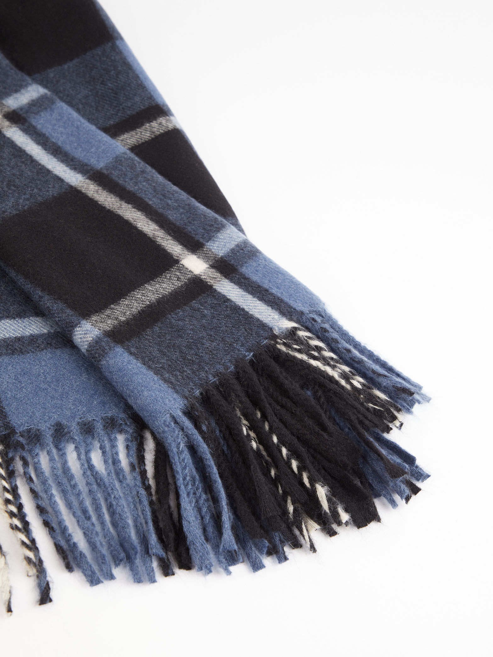 alvaro moreno bufanda