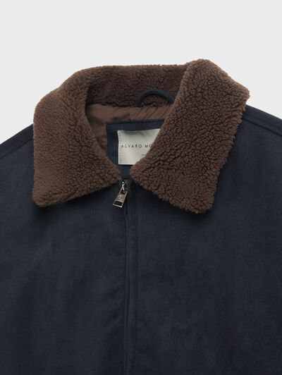 CAZADORA CAMDEN AZUL MARINO