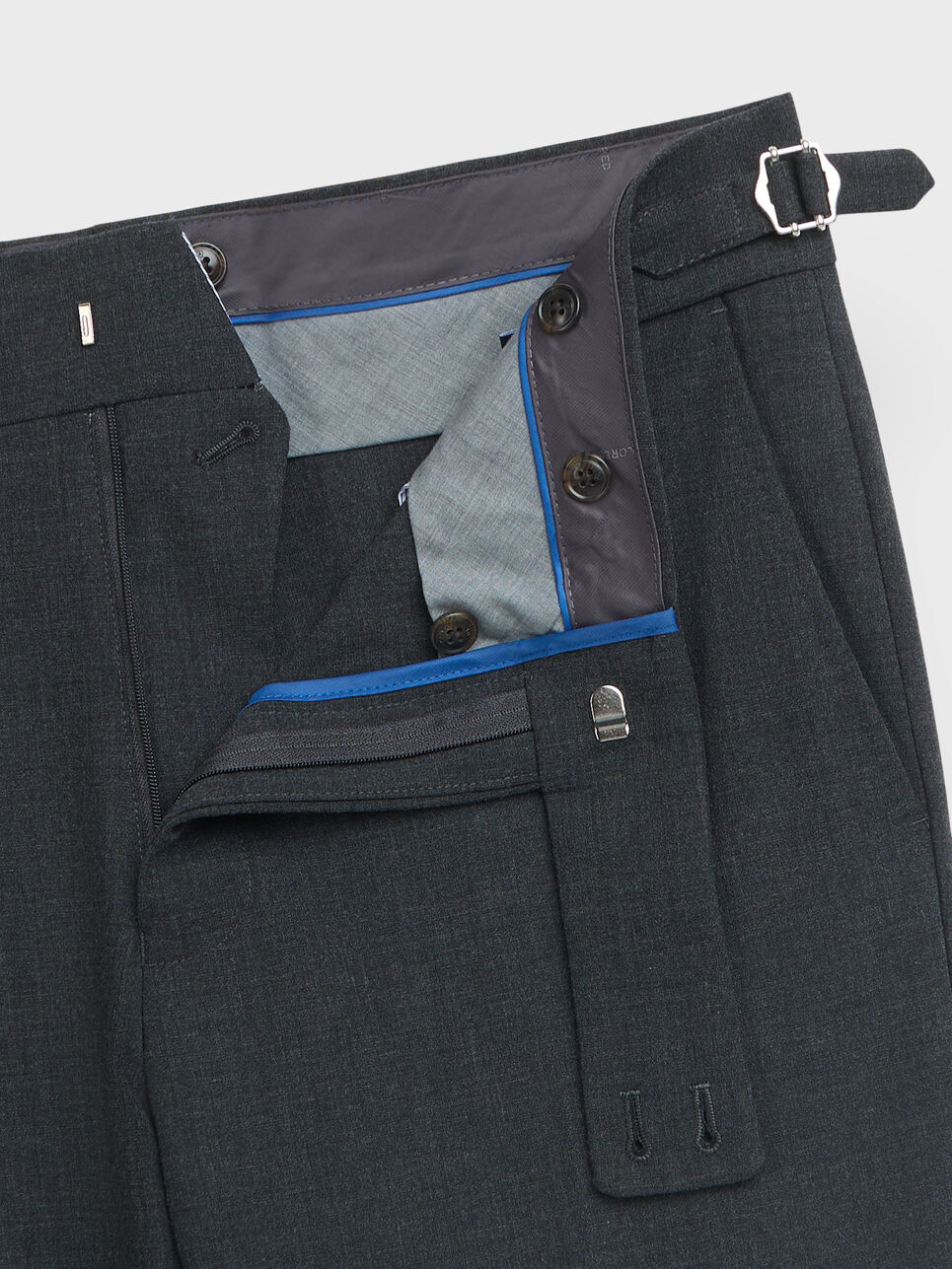 PANTALON GURKHA