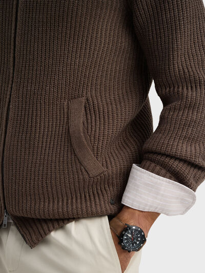 CARDIGAN HECTOR MARRÓN