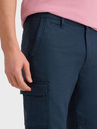 BERMUDA TINTADA CARGO AZUL MARINO