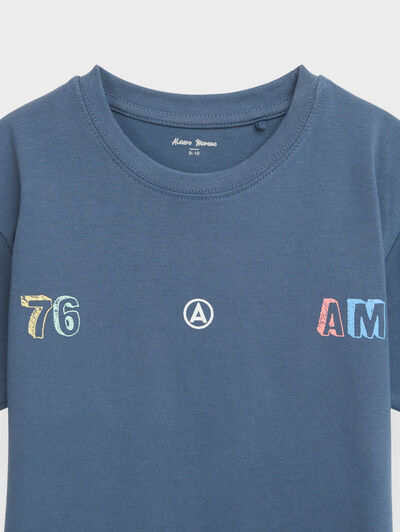 CAMISETA LETTERS KIDS AZUL MARINO
