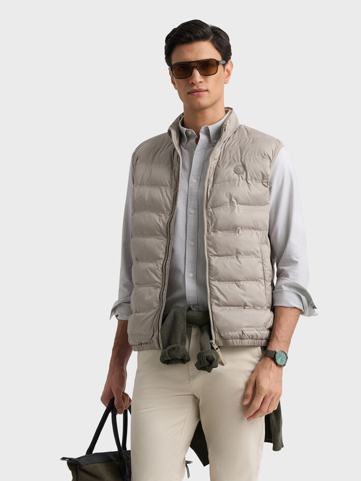 CHALECO DENNIS BEIGE