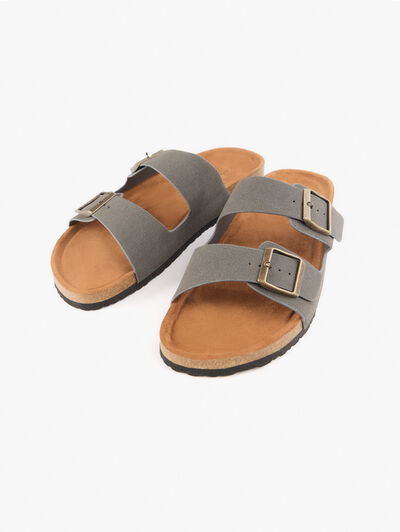 SANDALIAS HEBILLAS GRIS