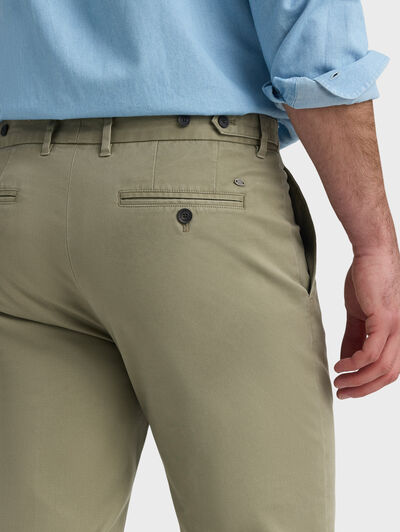 PANTALON CARROT VERDE