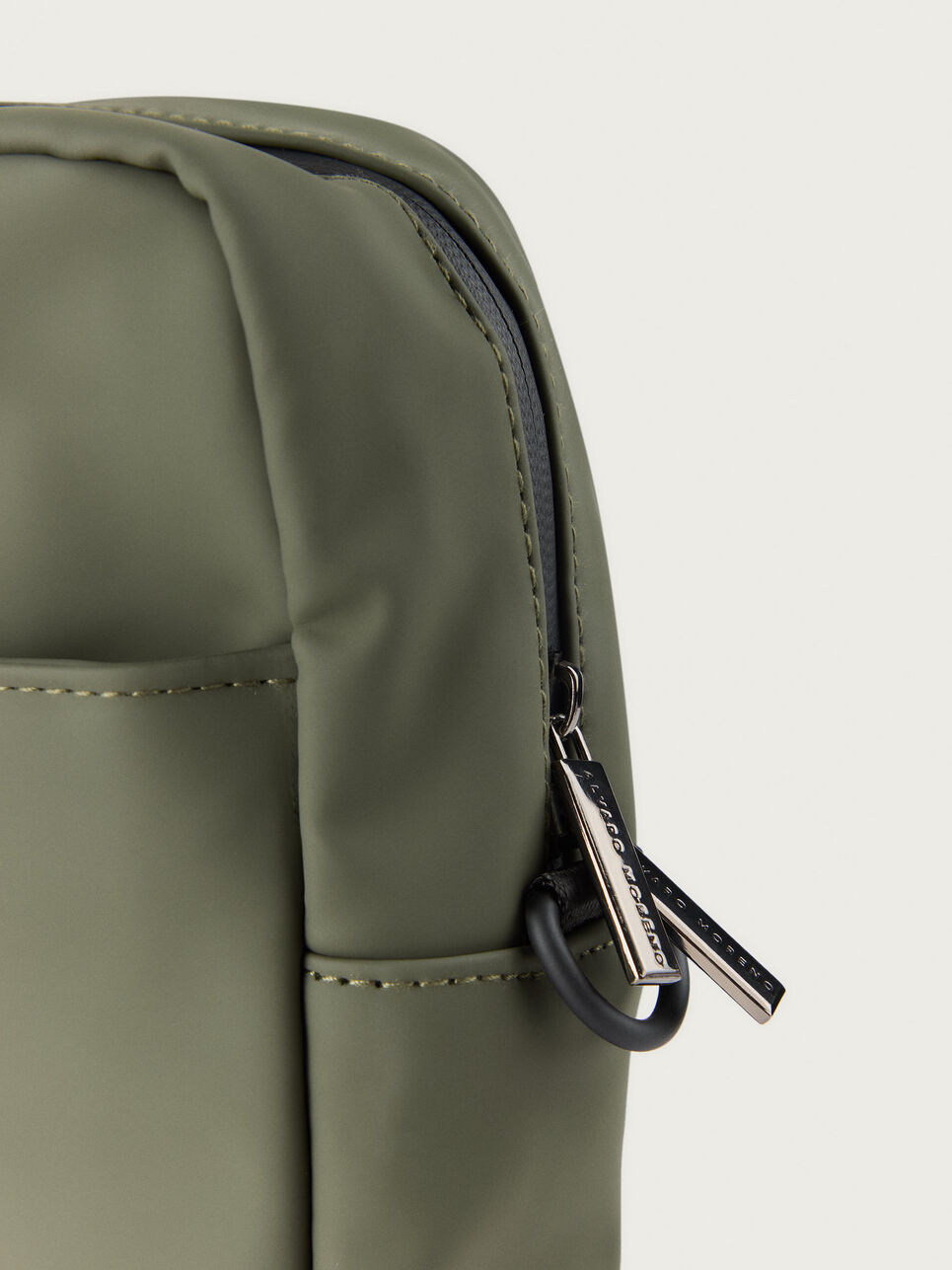 MALETIN WORKER MALETIN WORKER