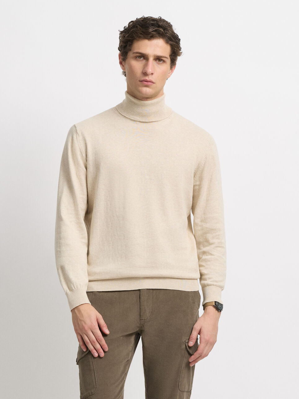 JERSEY ROLL COLLAR