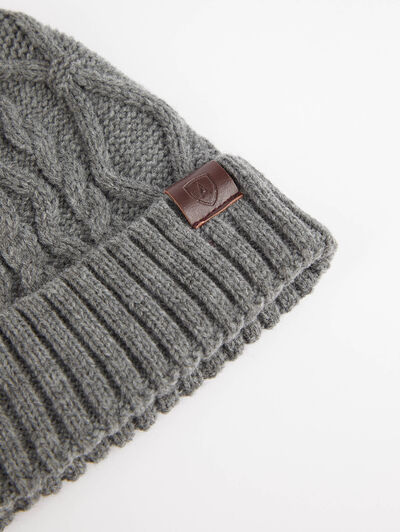 GORRO TRENZADO