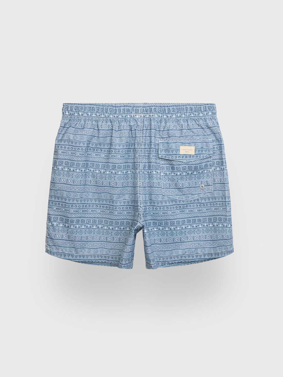 BA&Ntilde;ADOR ARIKI