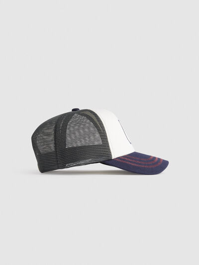 GORRA WORLDWIDE