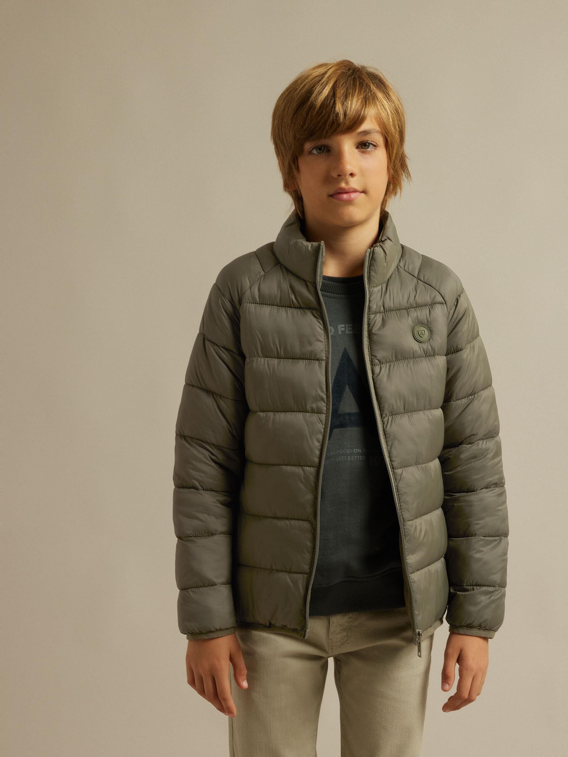 Alvaro moreno sales rebajas niño