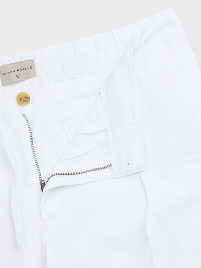 BERMUDA CORDON BLANCO