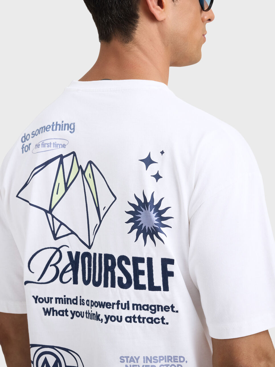 CAMISETA MAGNET