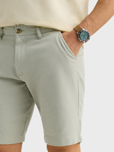 BERMUDA TINTADA VERDE