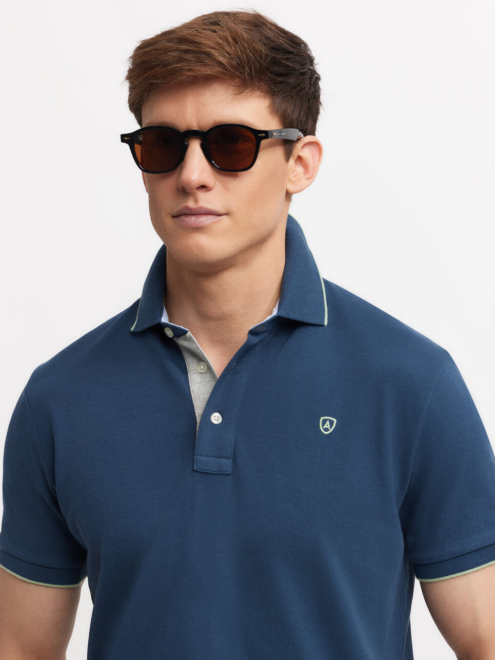 POLO CONTRAST