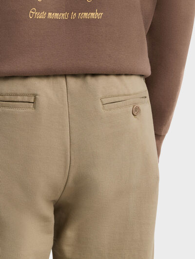 JOGGER CHINO PUNTO