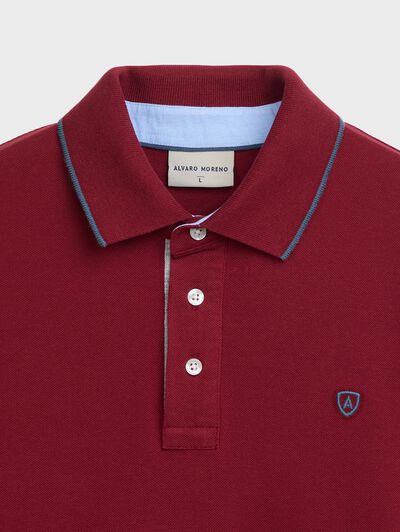 POLO CONTRAST BURDEOS