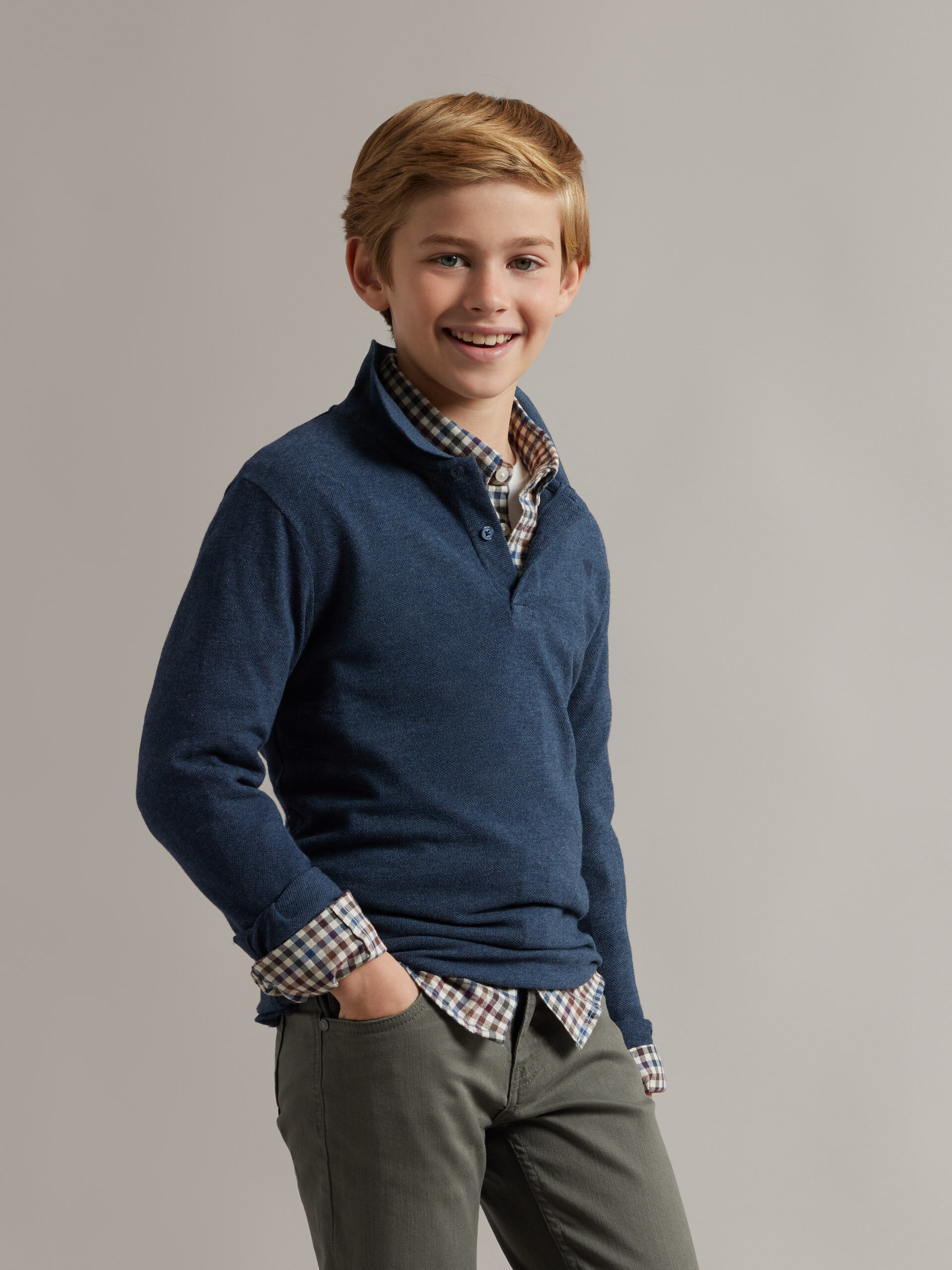 Alvaro moreno polos niños outlet