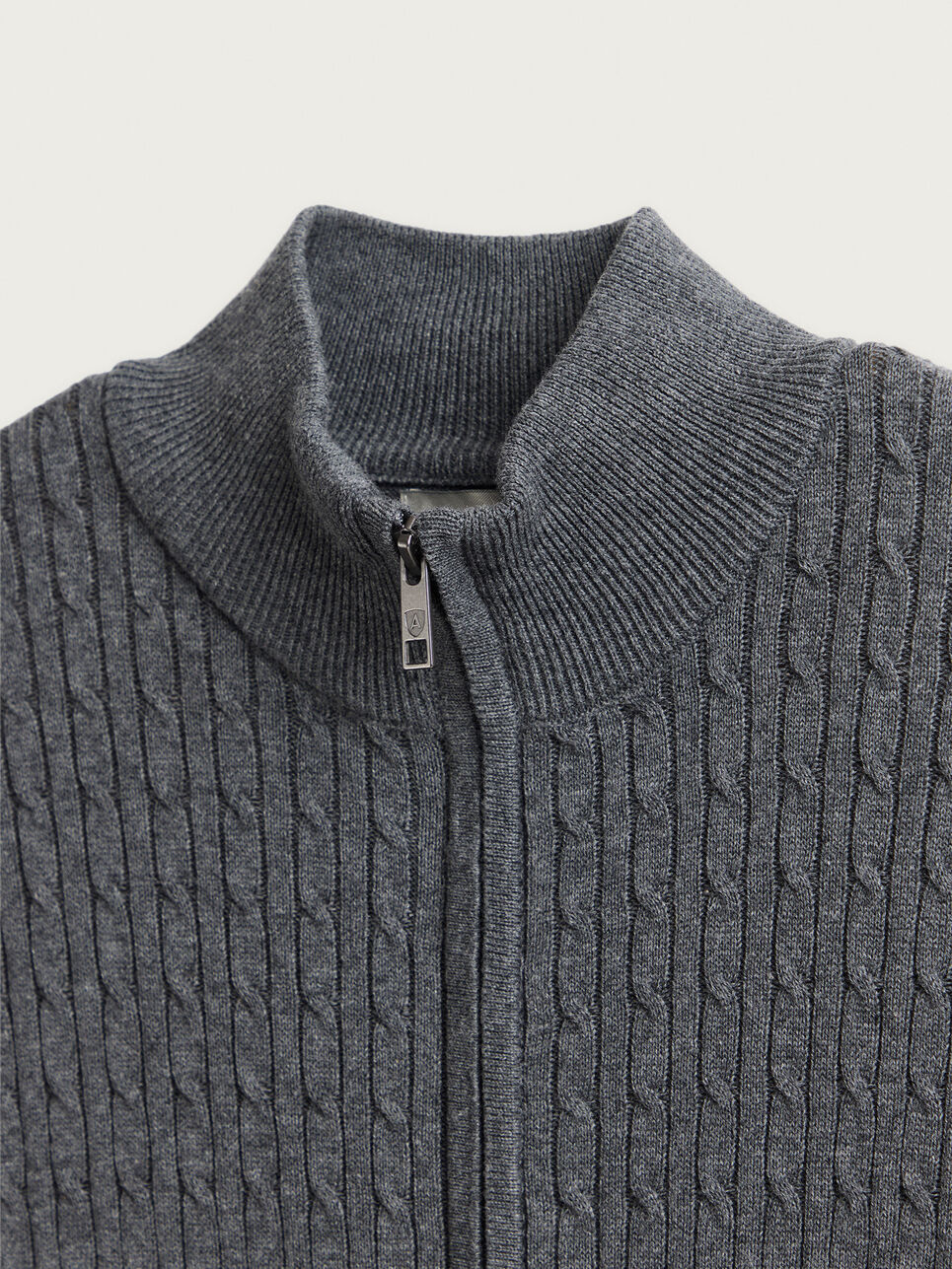CARDIGAN OCHOS