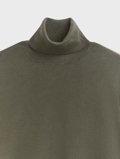 JERSEY CUELLO VUELTO VERDE