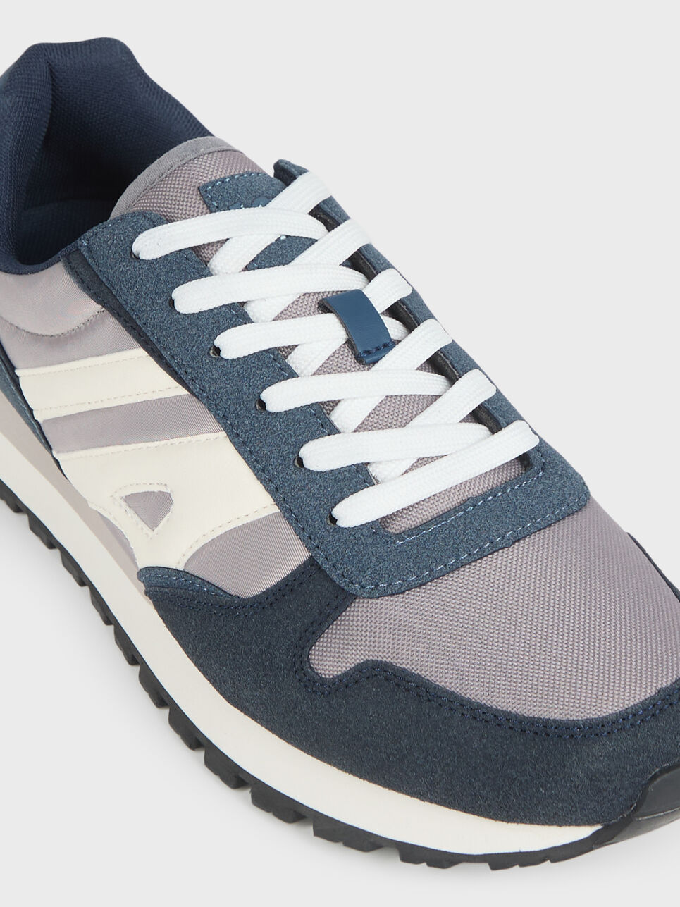SNEAKERS BRANDON