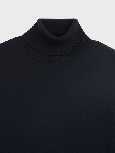 JERSEY ROLL COLLAR