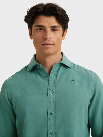 CAMISA TENCEL VERDE