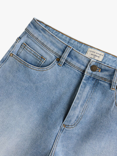 BERMUDA DENIM VUELTA CELESTE