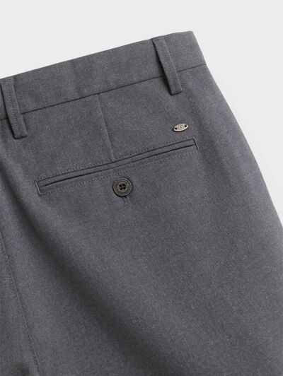 PANTALON CARGO FRANELA GRIS