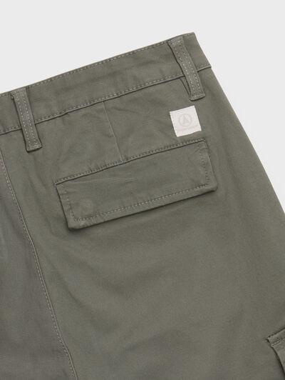PANTALON CARGO ELVIS VERDE