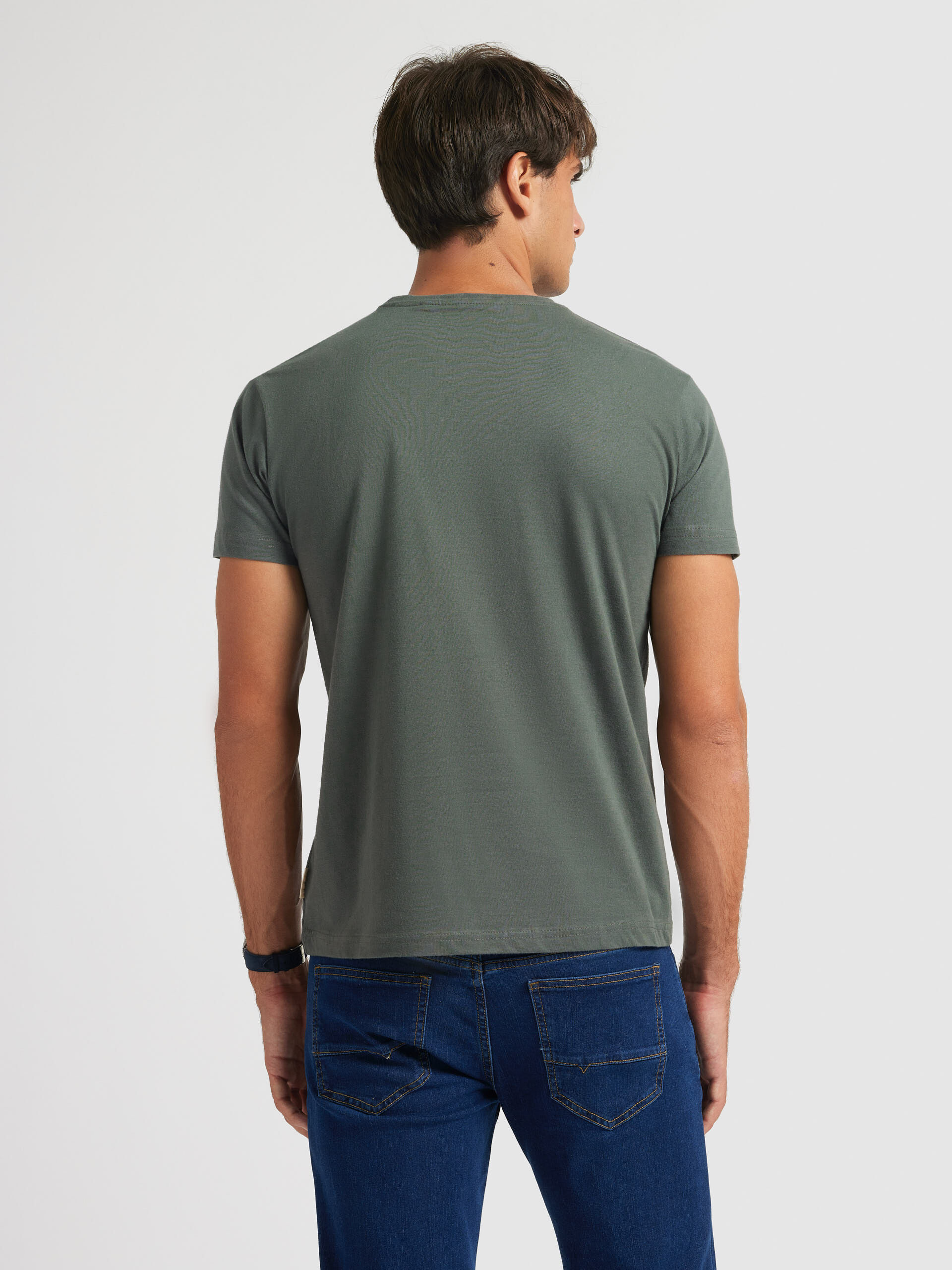 Alvaro moreno camisetas deals