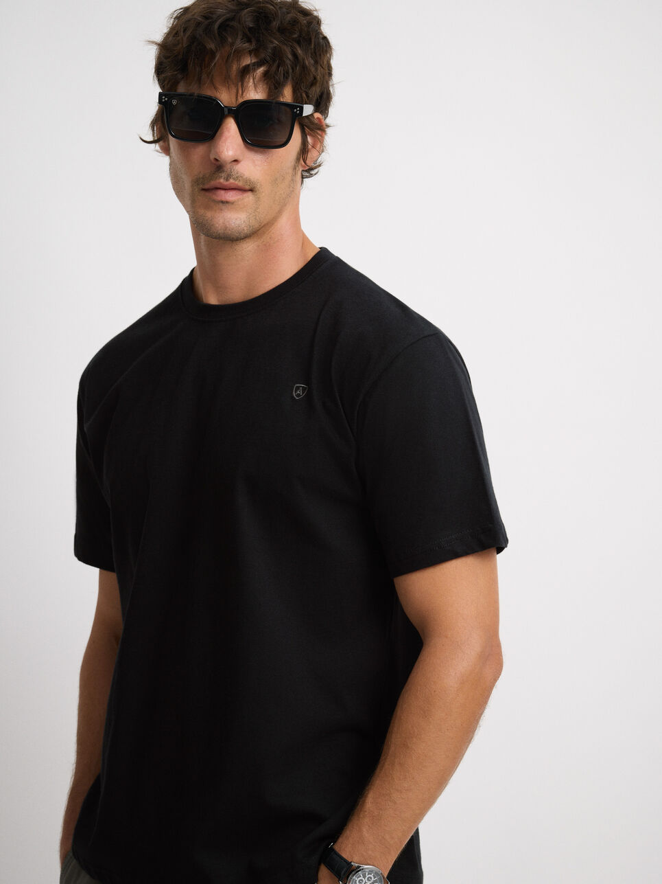 CAMISETA BASICA