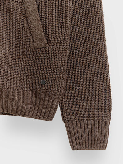 CARDIGAN HECTOR MARRÓN