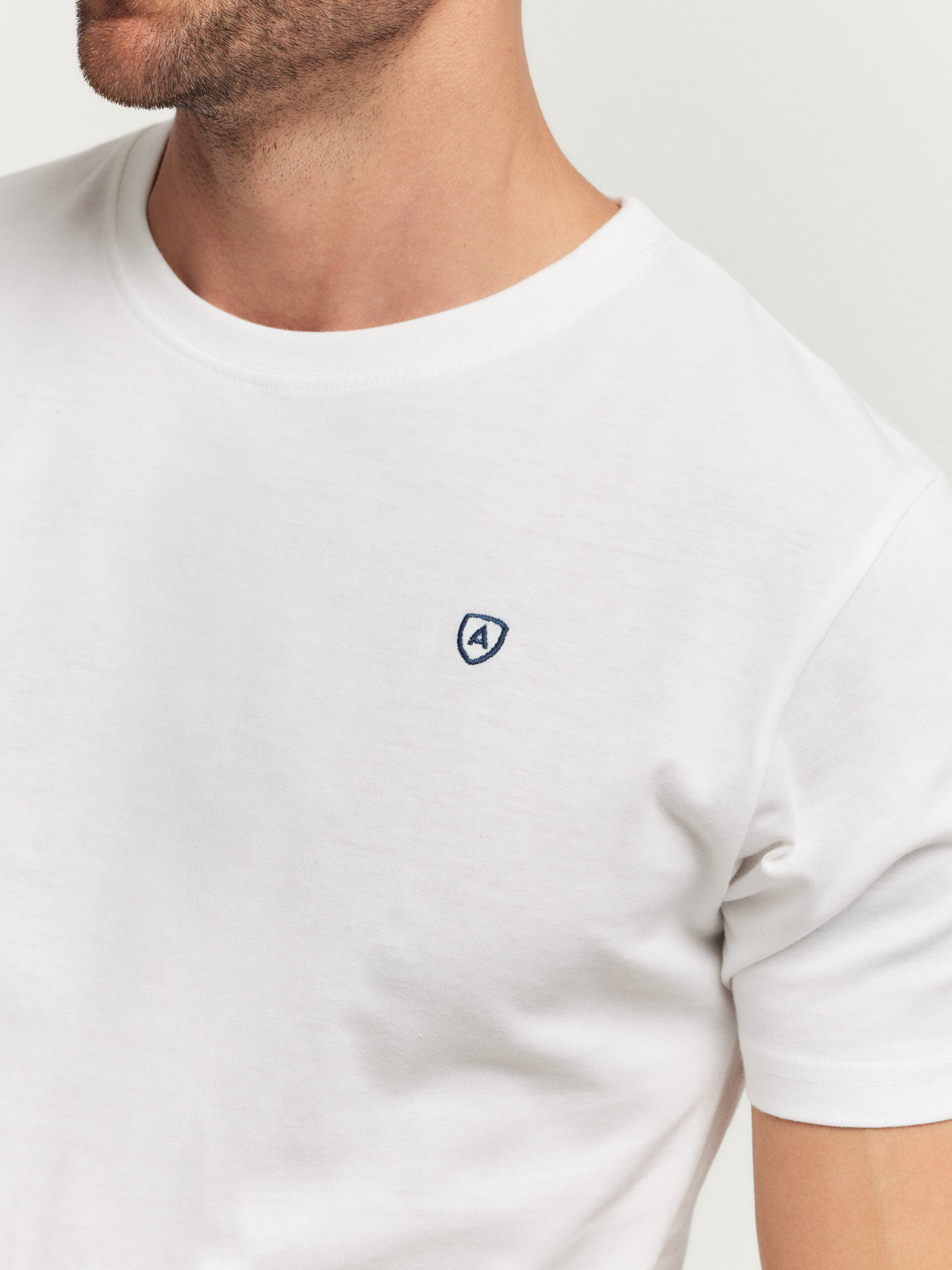 CAMISETA BASICA BLANCO