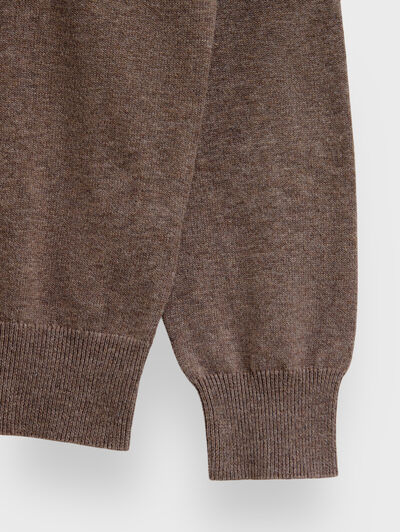 JERSEY ROUND NECK BASIC MARRÓN