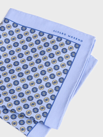 PA&Ntilde;UELO PRINTED CELESTE